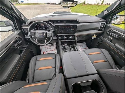 New 2024 GMC Sierra 1500 AT4 w/ Technology Package image 12