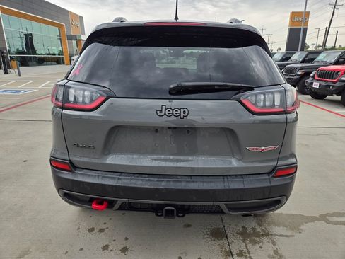 Used 2022 Jeep Cherokee Trailhawk w/ Sound & Nav Group AWD/4WD image 4
