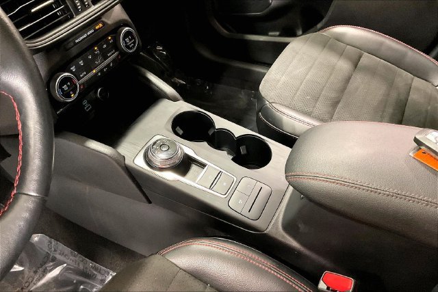 Used 2021 Ford Escape SEL w/ SEL Stealth AWD Package image 17