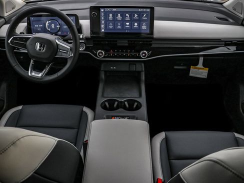 New 2026 Honda Prologue Touring image 8
