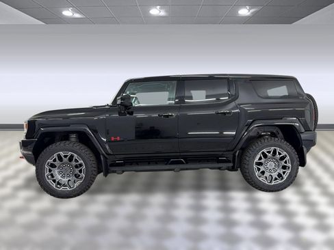 Used 2024 GMC Hummer EV 3X w/ LPO, Sport Package AWD/4WD image 2