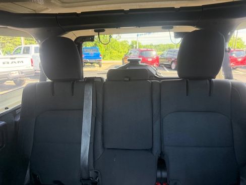 Used 2023 Jeep Wrangler Unlimited w/ Cold Weather Group AWD/4WD image 35