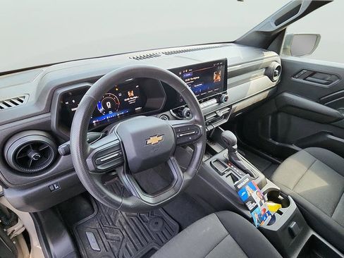 Used 2024 Chevrolet Colorado W/T image 20