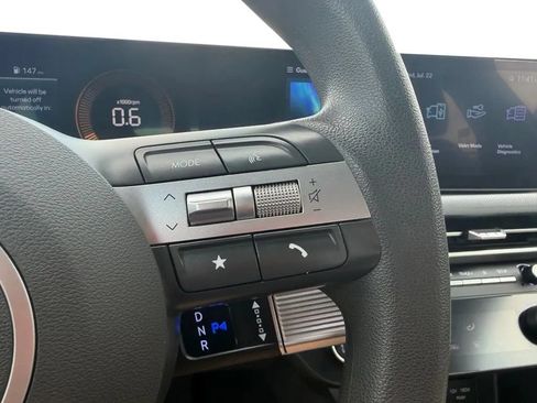 Used 2025 Hyundai Sonata SEL FWD image 17
