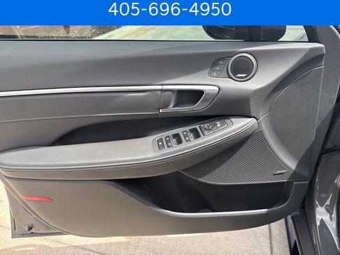 Used 2020 Hyundai Sonata Limited FWD image 12