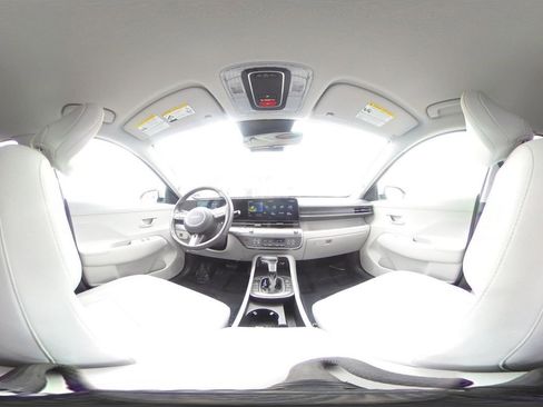 Used 2025 Hyundai Kona SEL image 39