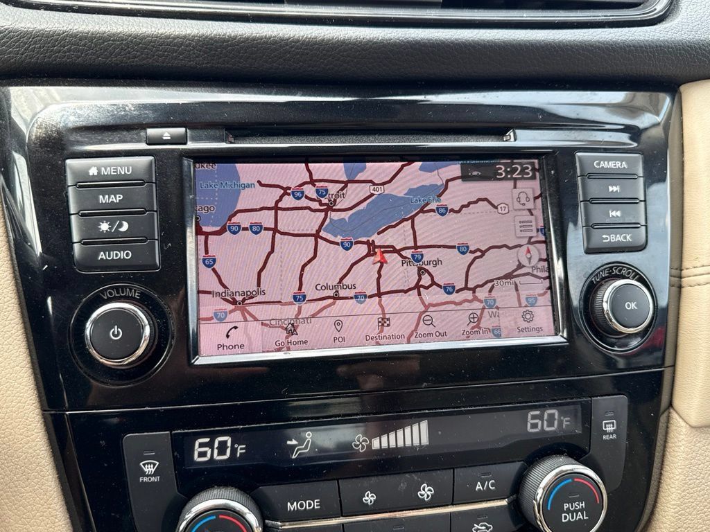 Used 2019 Nissan Rogue SL AWD/4WD image 8