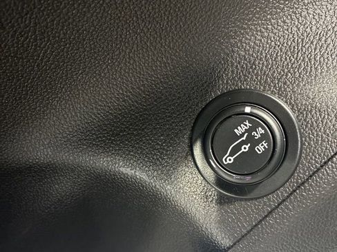 Used 2017 Buick Envision Essence AWD/4WD image 22