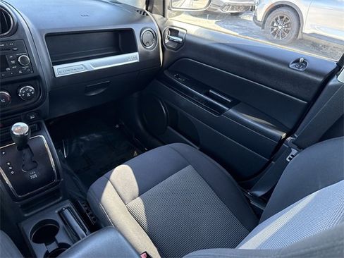 Used 2016 Jeep Compass Sport w/ Power Value Group image 29