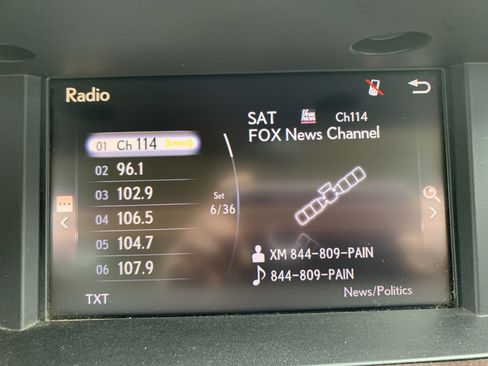 Used 2016 Lexus ES 350 w/ Premium Package w/Wood Trim FWD image 23