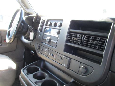 Used 2021 Chevrolet Express 2500 w/ Driver Convenience Package image 36