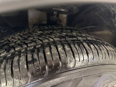 Used 2018 Nissan Rogue SV w/ Sun & Sound Touring Package image 29