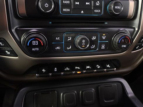 Used 2017 GMC Sierra 1500 Denali w/ Denali Ultimate Package AWD/4WD image 33