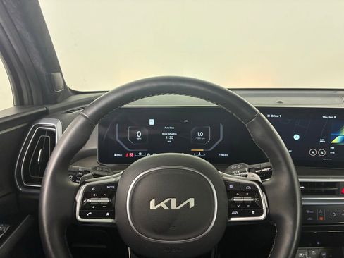 Used 2025 Kia Sorento SX Prestige image 21
