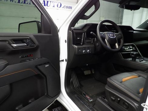 Used 2025 GMC Sierra 1500 AT4 w/ Technology Package image 57