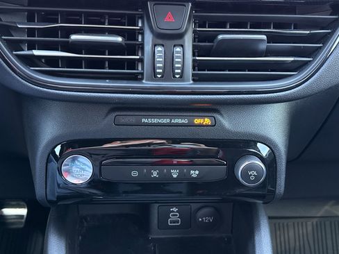 Used 2024 Ford Escape ST-Line Select w/ Tech Pack #1 AWD/4WD image 28