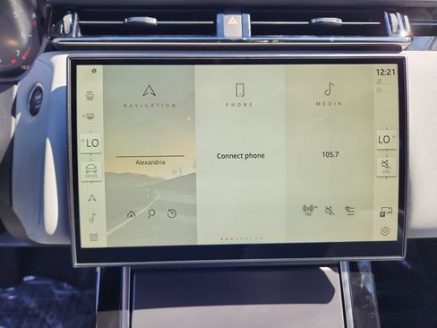 New 2026 Land Rover Range Rover Velar S AWD/4WD image 17
