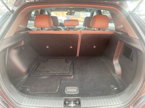 Used 2018 Hyundai Kona Limited image 8