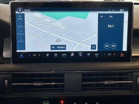 Used 2025 Lincoln Corsair FWD w/ Equipment Group 101A image 13