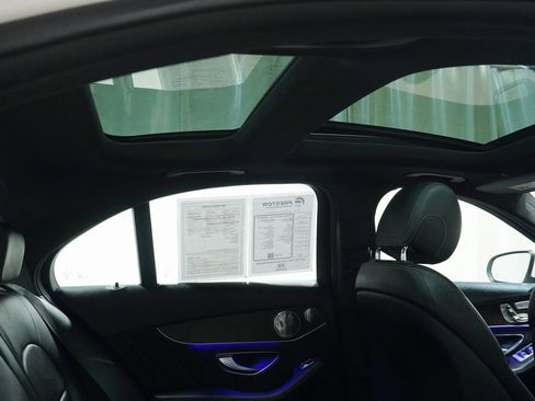 Used 2020 Mercedes-Benz C 300 4MATIC Sedan image 24