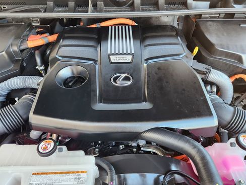 Used 2025 Lexus LX 700h Overtrail w/ Accessory Package (Z1) image 35