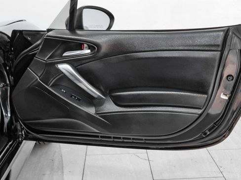 Used 2017 FIAT 124 Spider Classica RWD image 35