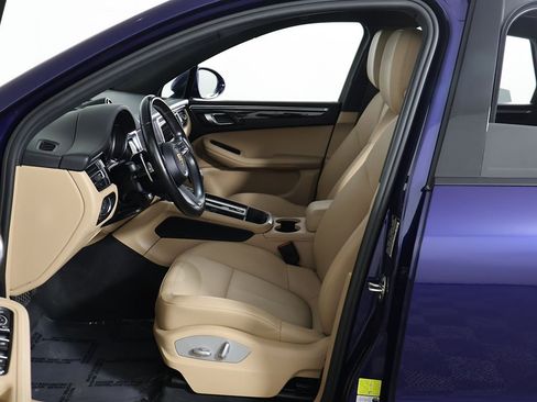 Used 2022 Porsche Macan image 24