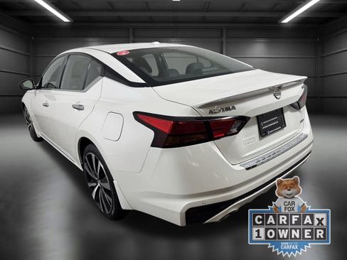 Used 2020 Nissan Altima 2.5 Platinum image 4