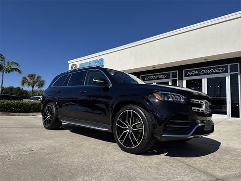 Used 2021 Mercedes-Benz GLS 580 GLS 580 image 23
