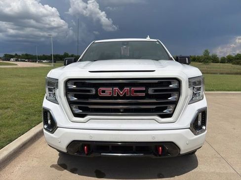 Used 2020 GMC Sierra 1500 AT4 w/ AT4 Premium Package AWD/4WD image 3
