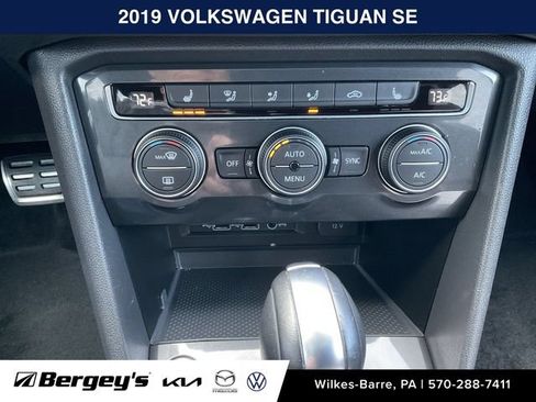 Used 2019 Volkswagen Tiguan SEL R-Line AWD/4WD image 12