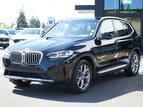 Used 2024 BMW X3 xDrive30i AWD/4WD image 7