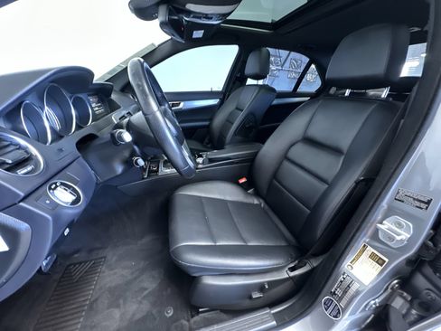 Used 2013 Mercedes-Benz C 250 Sedan image 11