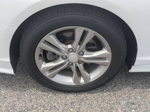 Used 2018 Hyundai Sonata SEL FWD image 9