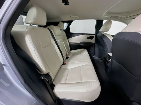 Used 2023 Lexus RX 350 Premium image 28