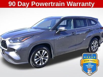 Used 2022 Toyota Highlander XLE