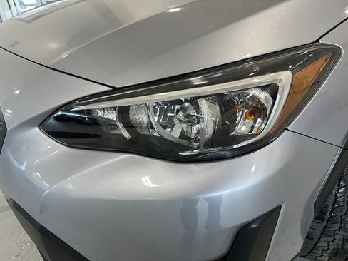 Used 2021 Subaru Crosstrek 2.0i Premium w/ Moonroof Package AWD/4WD image 11