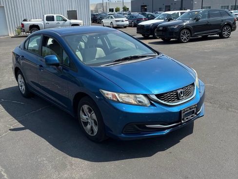 Used 2013 Honda Civic LX image 2