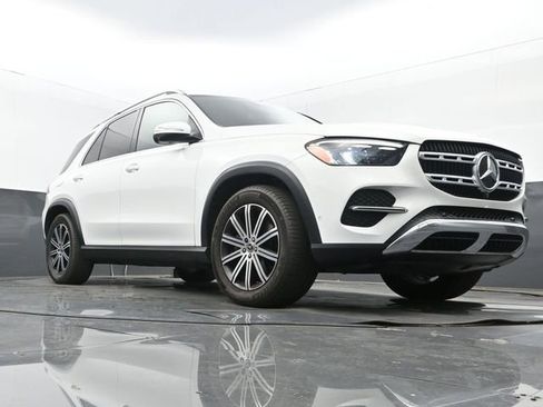 Used 2024 Mercedes-Benz GLE 350 4MATIC image 9
