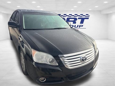 Used 2009 Toyota Avalon Limited image 3