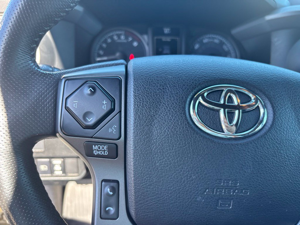 Used 2021 Toyota Tacoma TRD Off-Road w/ TRD Premium Off Road Package AWD/4WD image 20