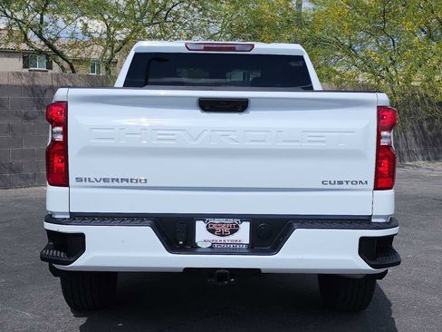 Used 2025 Chevrolet Silverado 1500 Custom RWD image 8
