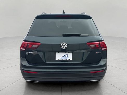 Used 2019 Volkswagen Tiguan SE w/ Panoramic Sunroof Package image 7