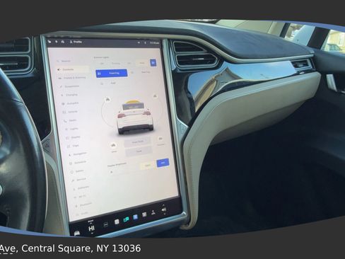 Used 2016 Tesla Model X 75D image 13