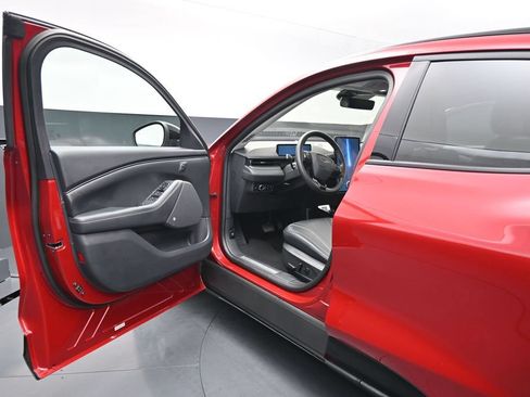 Used 2023 Ford Mustang Mach-E Premium RWD image 8