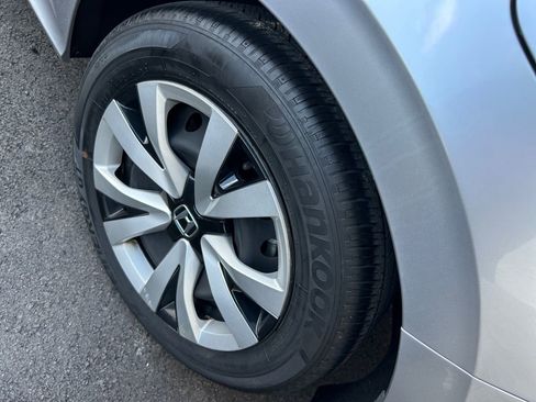Certified 2024 Honda Civic LX image 19