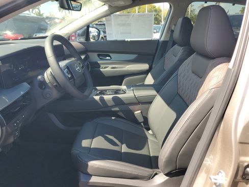 New 2026 Nissan Murano Platinum image 10