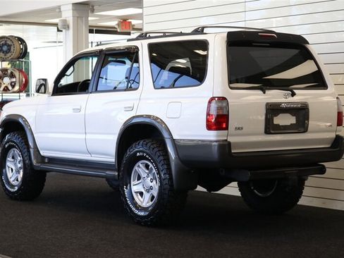 Used 1997 Toyota 4Runner SR5 w/ Sports Pkg AWD/4WD image 6