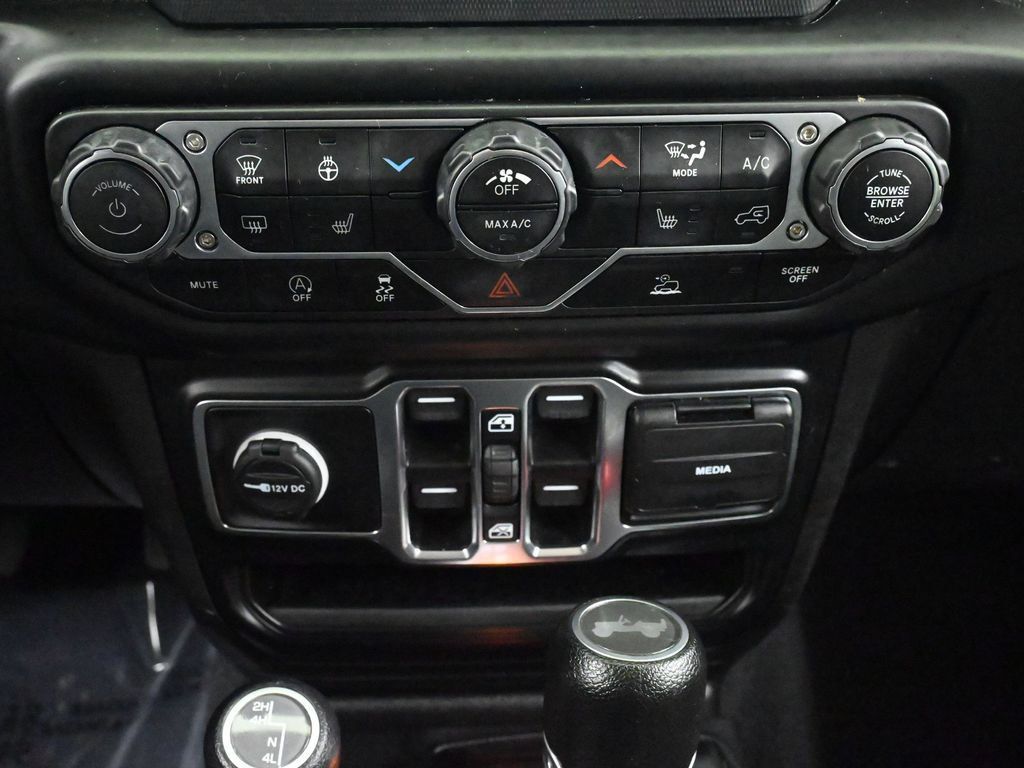 Used 2022 Jeep Wrangler Unlimited Sport AWD/4WD image 32