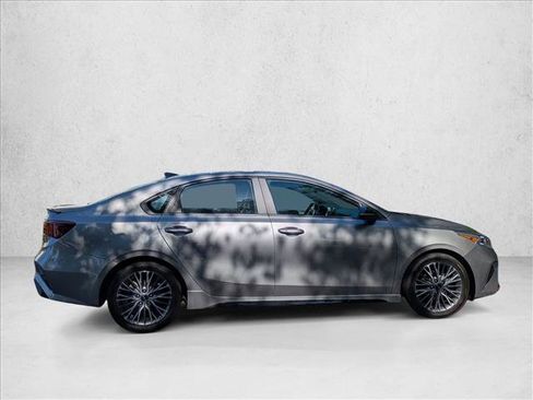 Used 2022 Kia Forte GT-Line w/ GT-Line Premium Package image 4